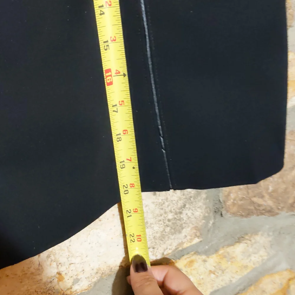 Elie tahari black pencil skirt